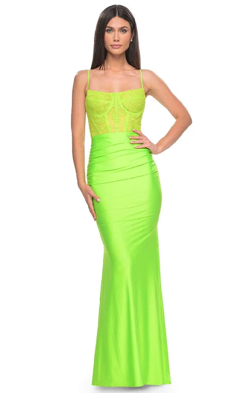 Trendy Outfits For Girls La Femme 32322 - Scoop Lace-Up Back Prom Gown