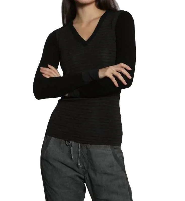 Women's Transitional Outfit Skinny Rib Vee Pullover In Brown/charcoal