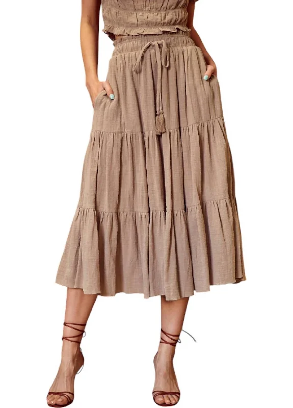 Women's Elegant Clothing Sets Tiered Midi Skirt In Dark Latte