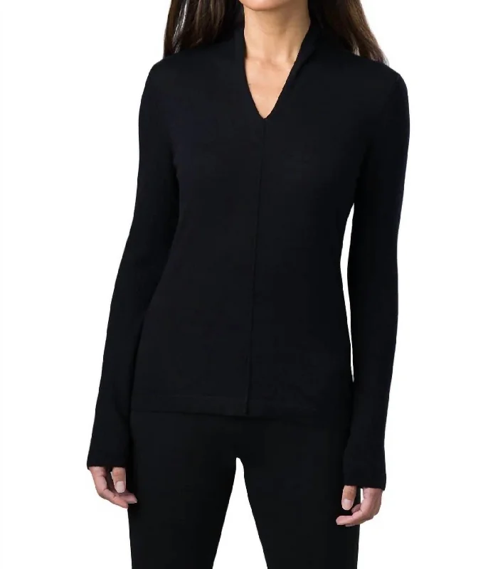 Women's Everyday Attire Worsted Gathered V Neck Sweater In Black