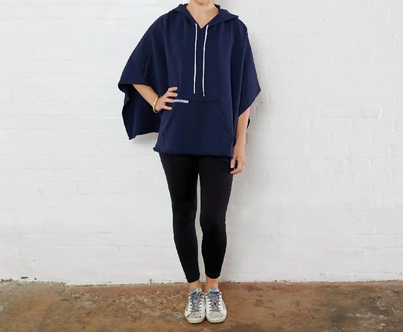 Timeless Women's Fashion Styles Everyday Poncho In Navy