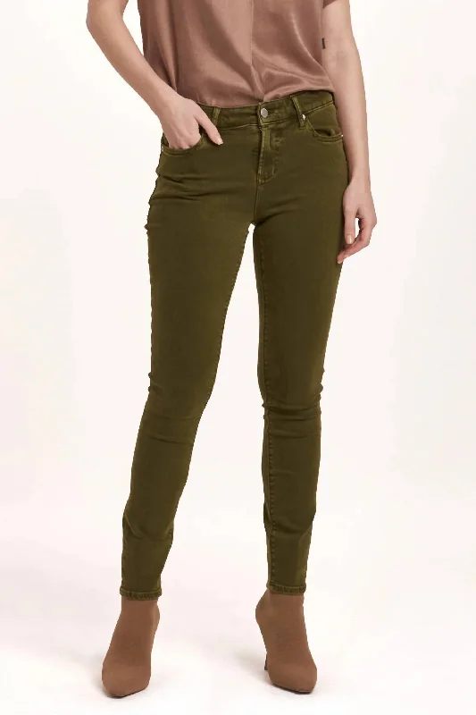 Casual Outfit For Women Gisele Skinny Mid Rise Ankle Jeans In Sage Vine