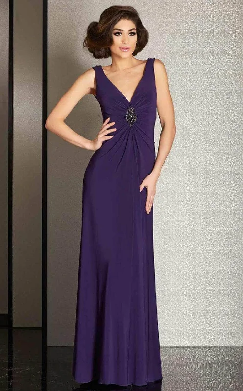 Chic Women's Garments Clarisse M6252 - Accent V Neck Evening Gown